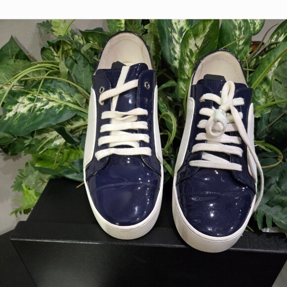 CHANEL Shoes - VVG Used Condition Authentic Chanel Women's Sneakers
